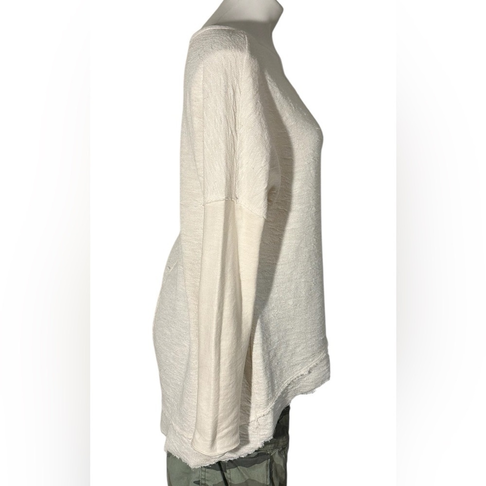 Sundays women’s white pullover top. Possible size L - Picture 5 of 14